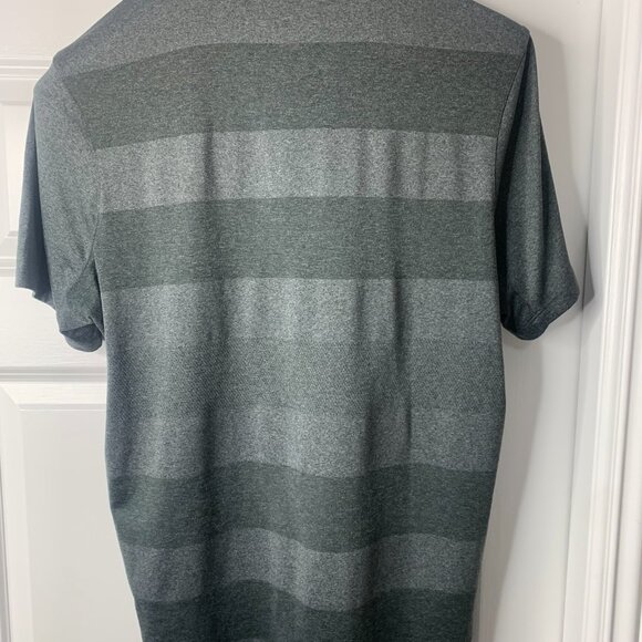 Nike, NikeGolf, DriFit, Mens Medium Polo, Golf Polo, Activewear, ModernFit. - Picture 7 of 12